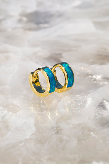 SHAY HUGGIES- BLUE OPAL